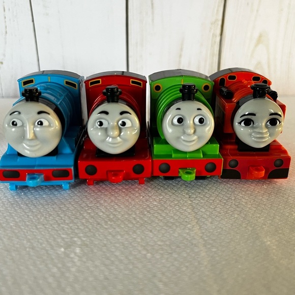 Thomas & Friends Connection Set Seven Mini Locomotives and Freight Cars - Picture 3 of 8